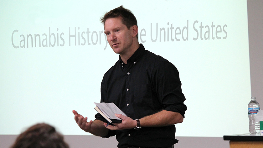 Associate Professor Lucas Richert